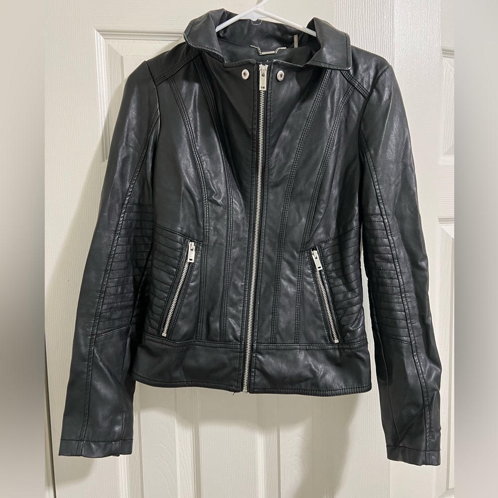 Black Rivet Women’s Leather Jacket